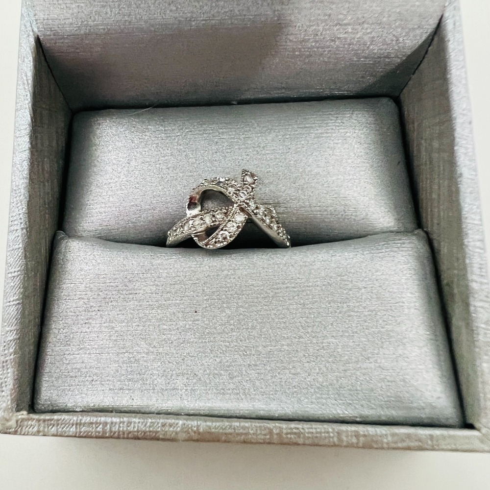 Womens Wrap Ring Silver Tone Pave Crystal Criss Cross Statement Size 6 1/4